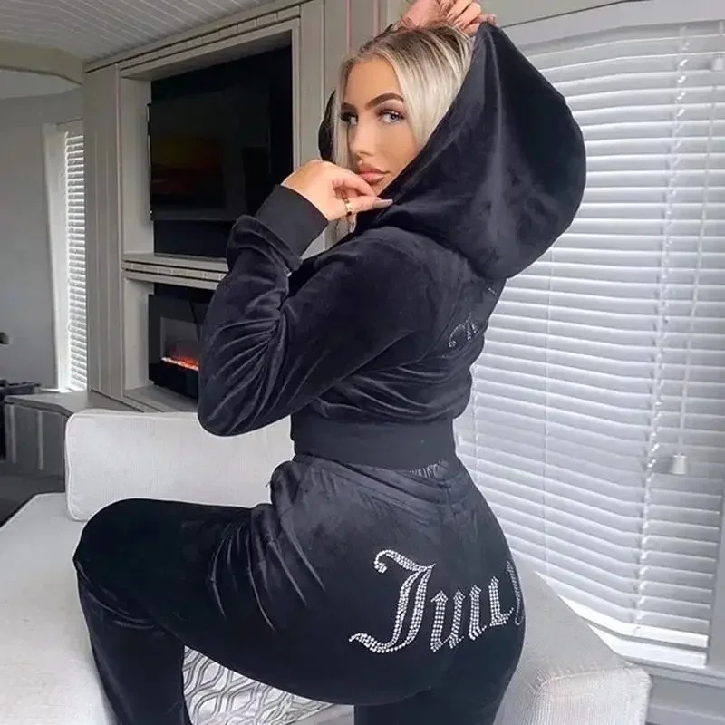 Body Jewelry Bra - بدلة رياضية شتوية جديدة لعام 2025