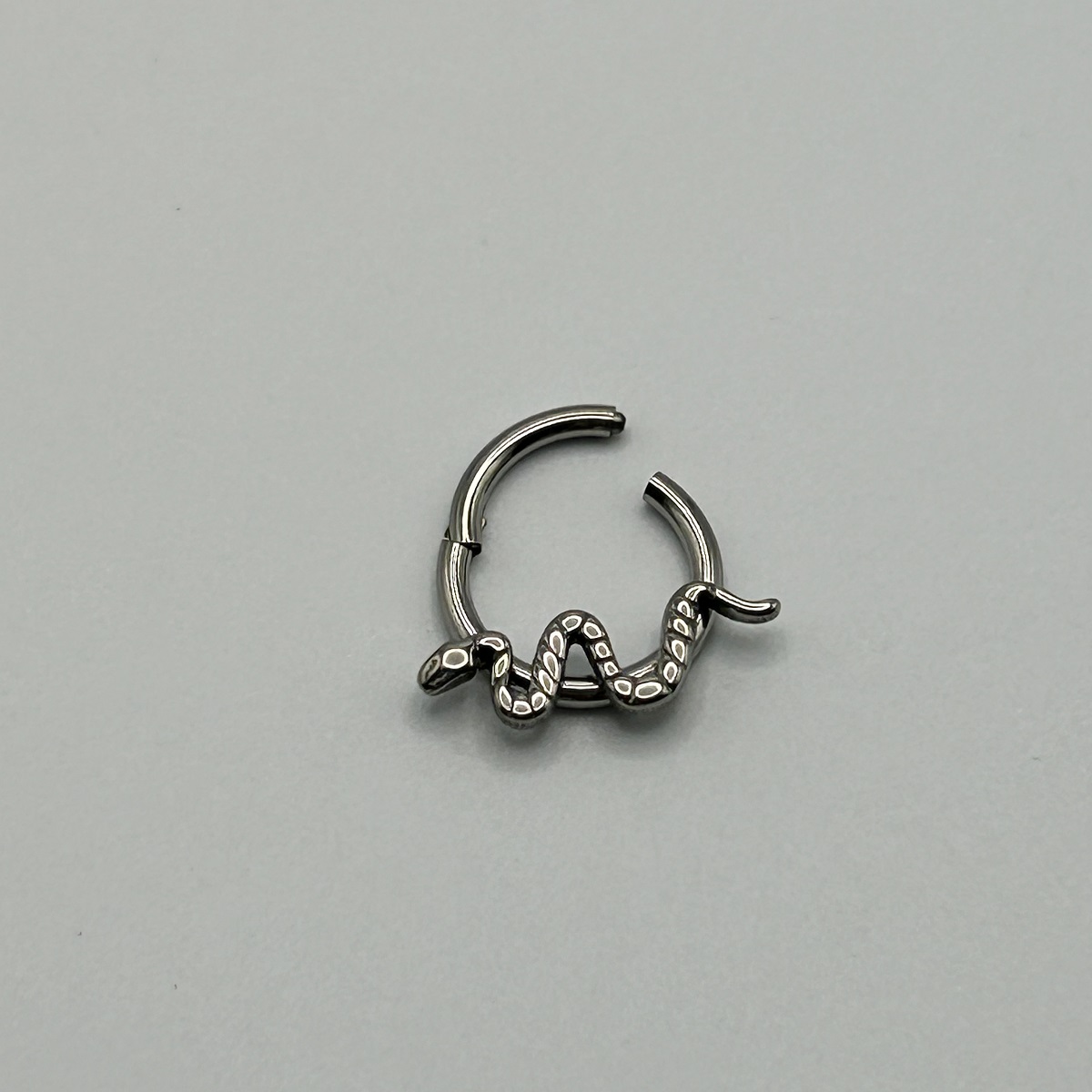 Kenbao 10 قطعة جودة المصنع F13 - مراجعة Body Jewelry Factory وسعره
