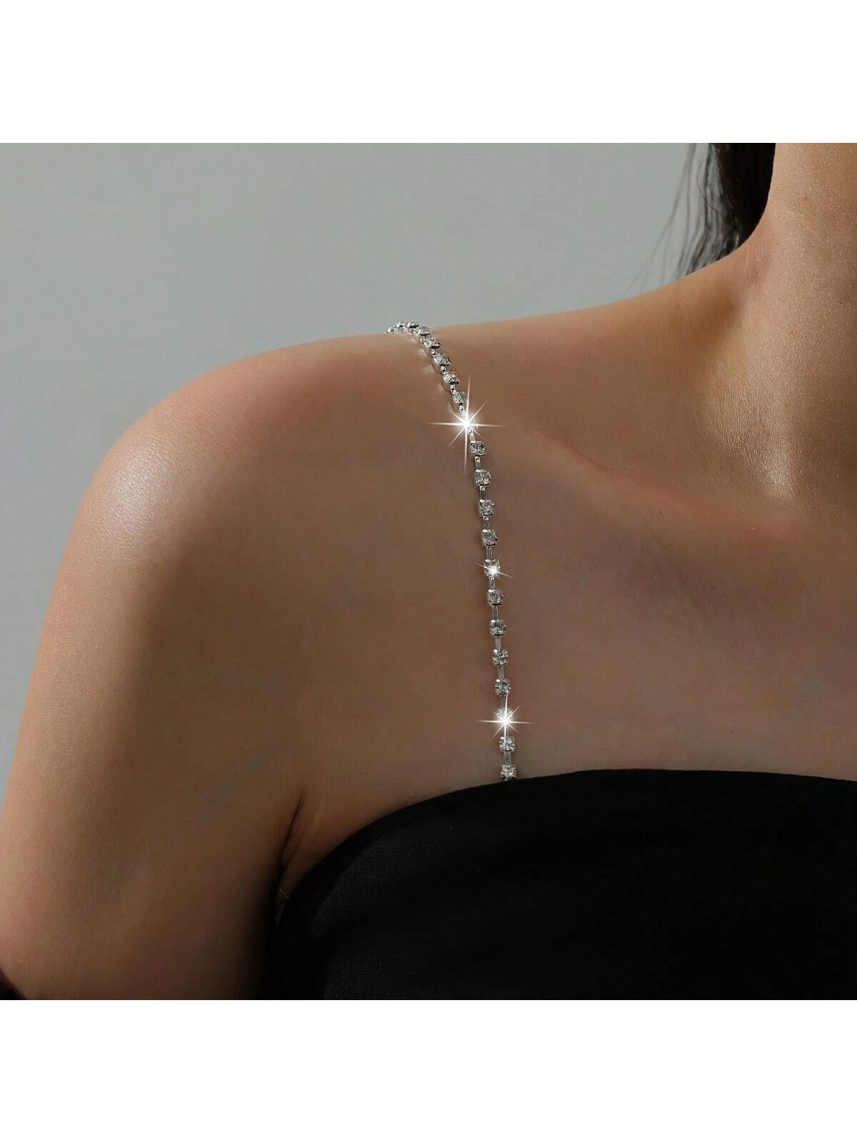 أشرطة حمالة صدر أنيقة قابلة لل - مراجعة Body Jewelry Bra وسعره