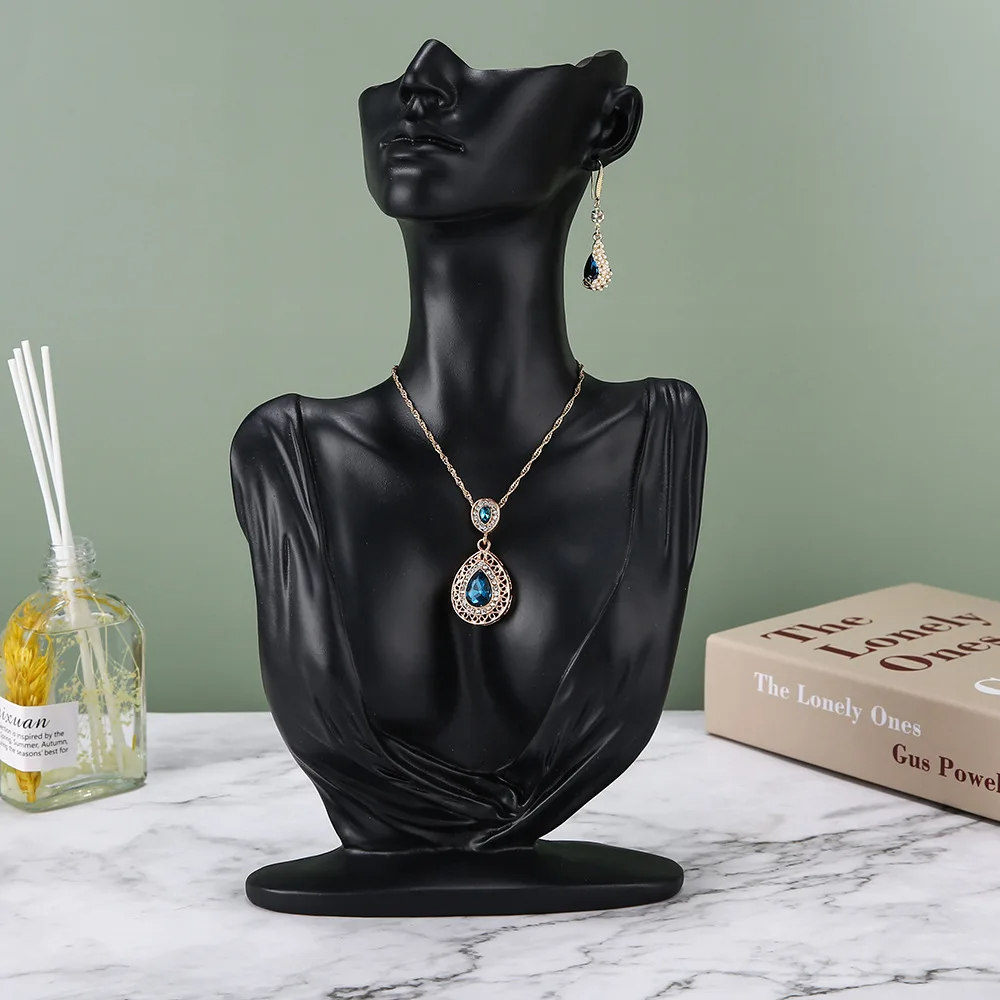 حامل عرض قلادة تمثال نصفي برأس - مراجعة Body Jewelry Display Case وسعره